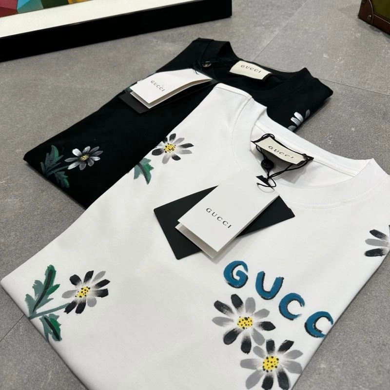 Gucci T-Shirts WrinkleFree 127115