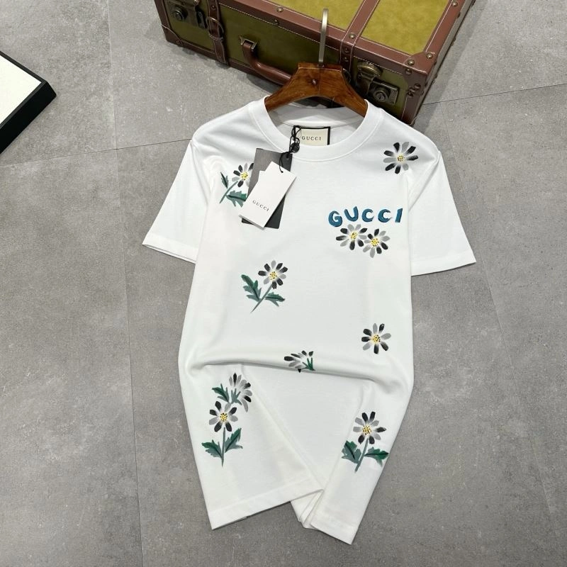 Gucci T-Shirts WrinkleFree 127115