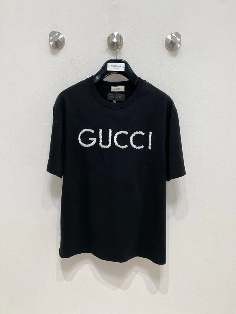 Breathable Gucci T-Shirts 127110
