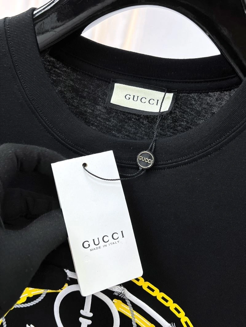 Gucci T-Shirts Trendy 127111