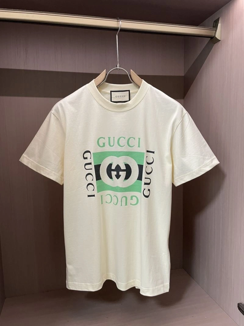 Packable Gucci T-Shirts 127095