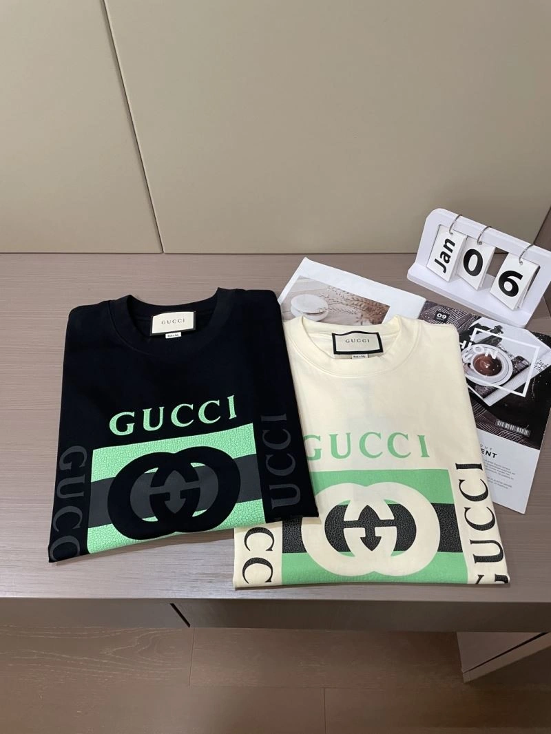 Packable Gucci T-Shirts 127095