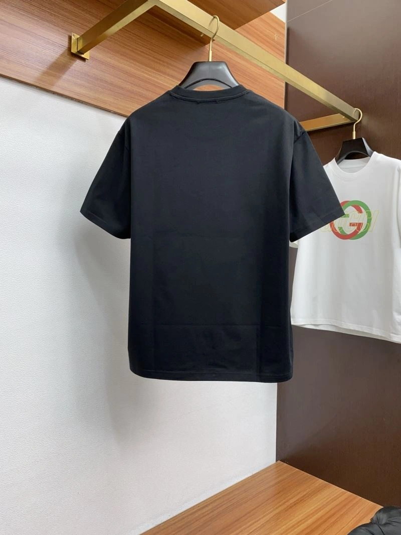 Gucci T-Shirts Chic 127098