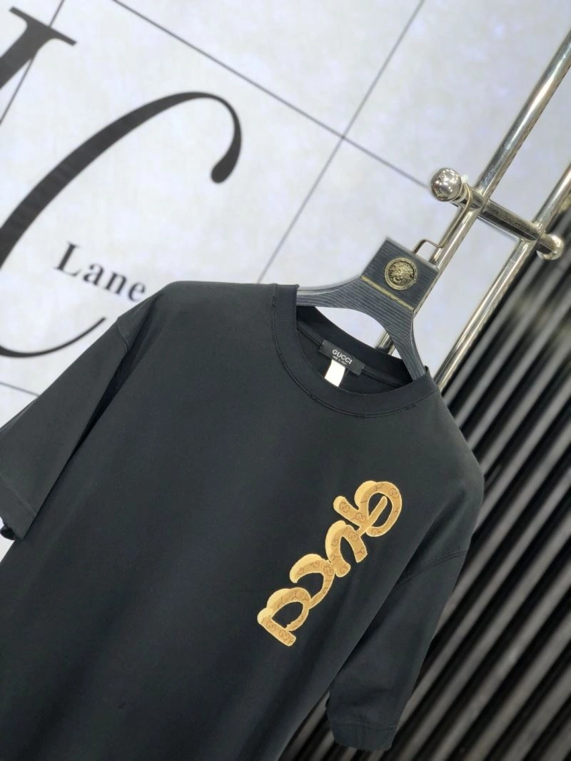 Gucci T-Shirts FashionForward 127087