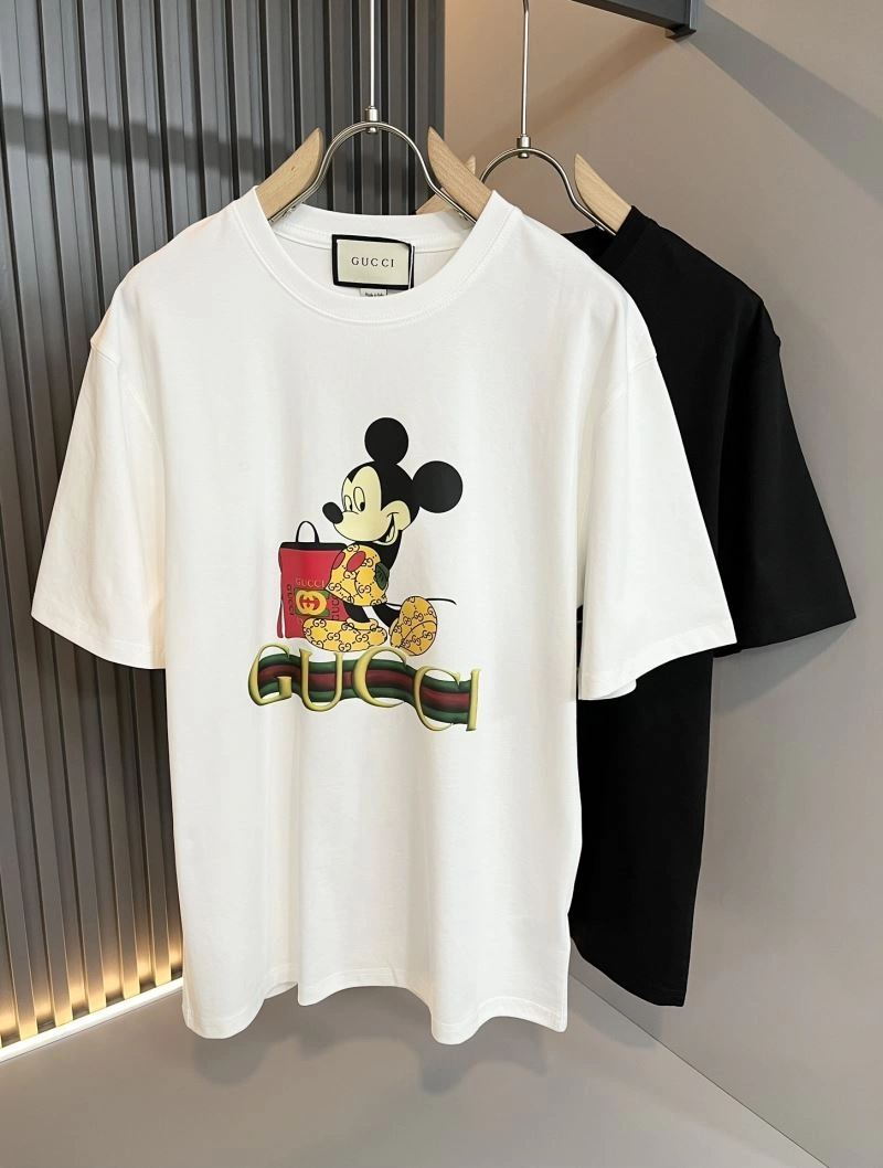 Versatile Gucci T-Shirts 127093