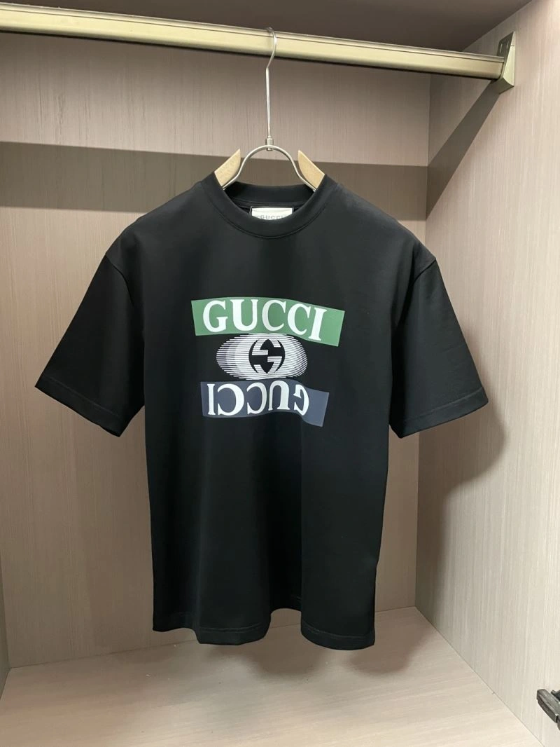 Gucci T-Shirts Soft 127070