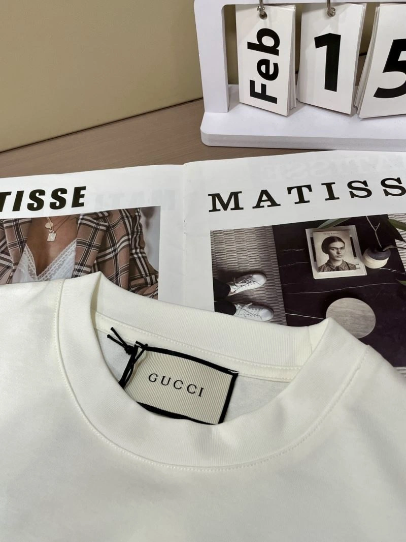 Gucci T-Shirts Soft 127070
