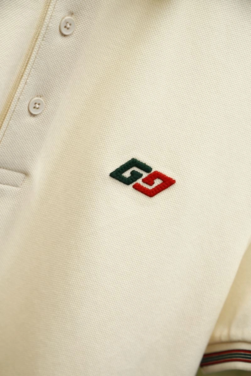 Seasonal Gucci T-Shirts 127053