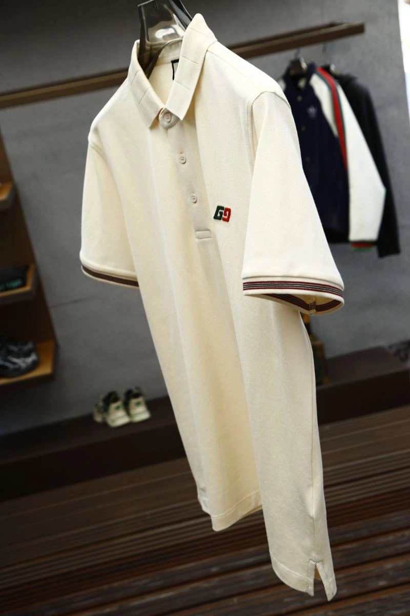 Seasonal Gucci T-Shirts 127053