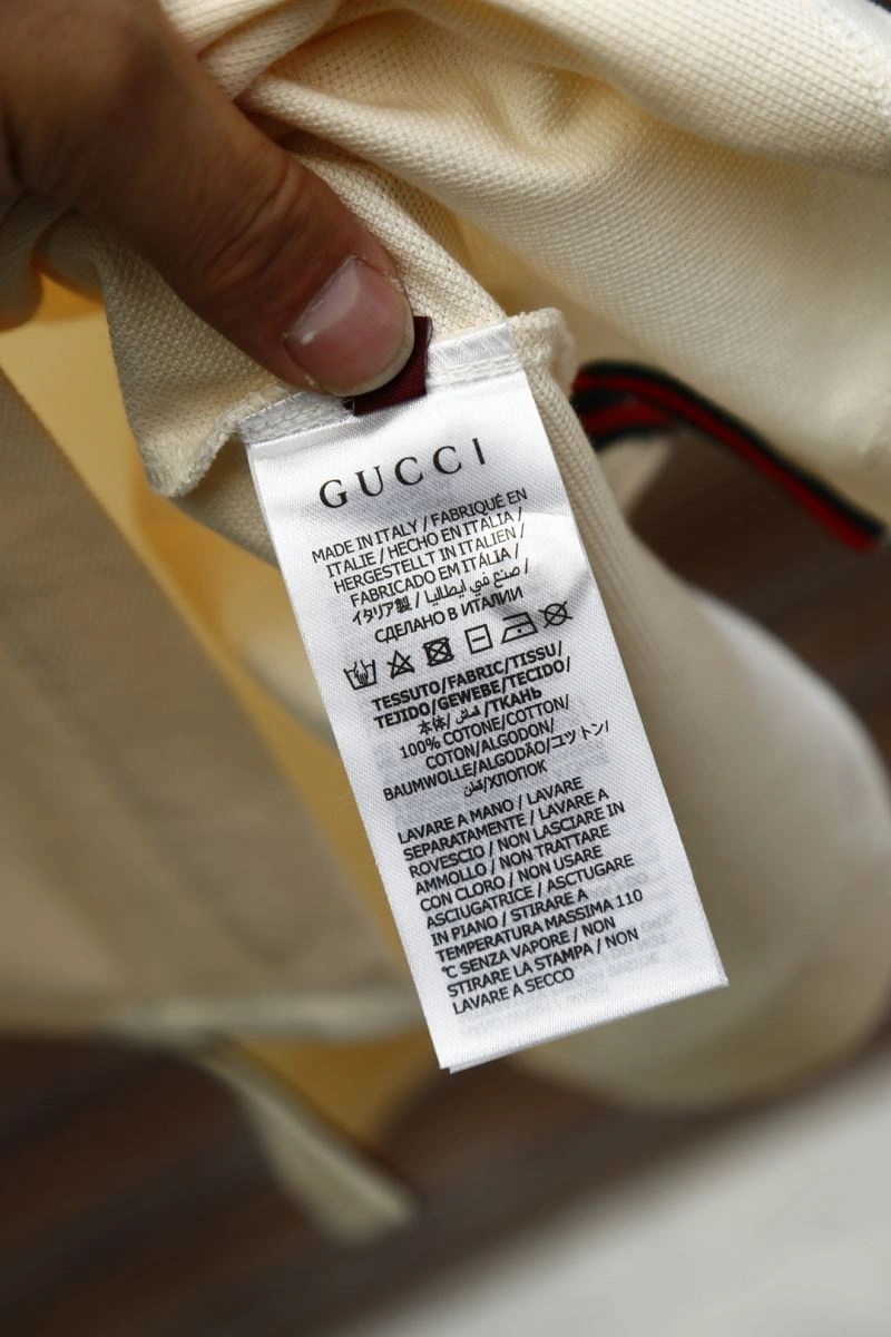 Seasonal Gucci T-Shirts 127053