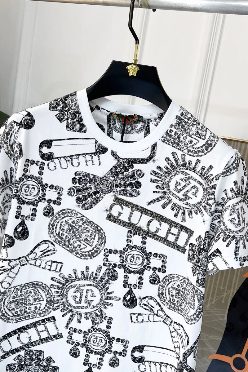 Gucci T-Shirts Durable 127063