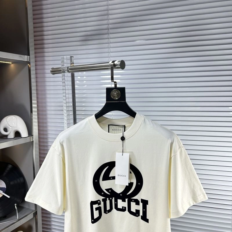 ComfortFit Gucci T-Shirts 127050