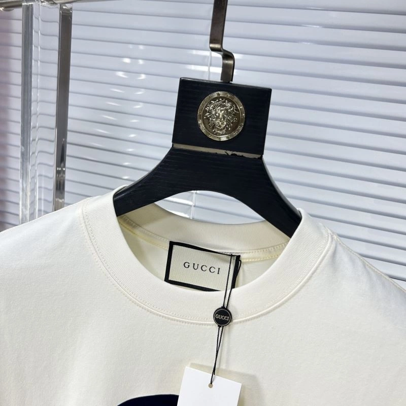 ComfortFit Gucci T-Shirts 127050