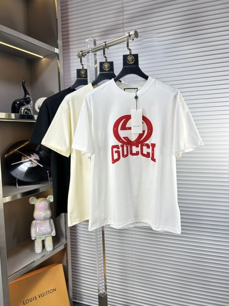 ComfortFit Gucci T-Shirts 127050