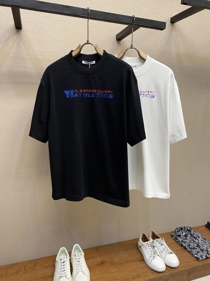 Lightweight Gucci T-Shirts 127034
