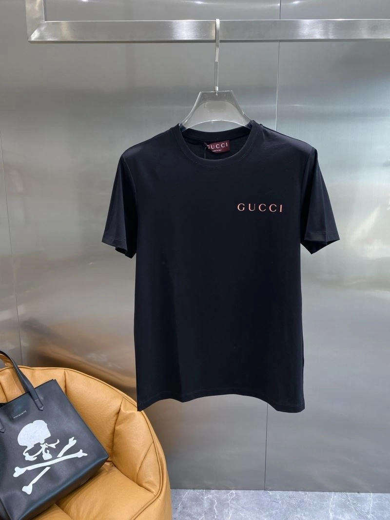 ComfortFit Gucci T-Shirts 127031