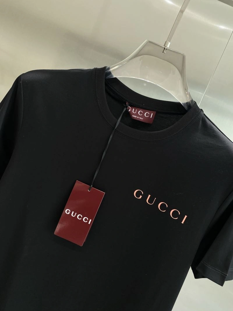 ComfortFit Gucci T-Shirts 127031