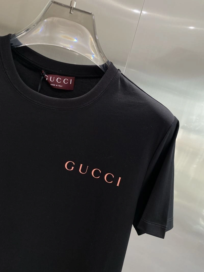 ComfortFit Gucci T-Shirts 127031