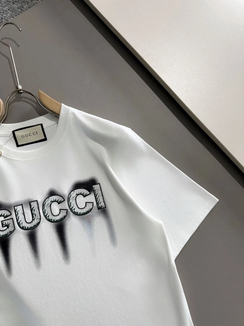 RelaxedFit Gucci T-Shirts 127010