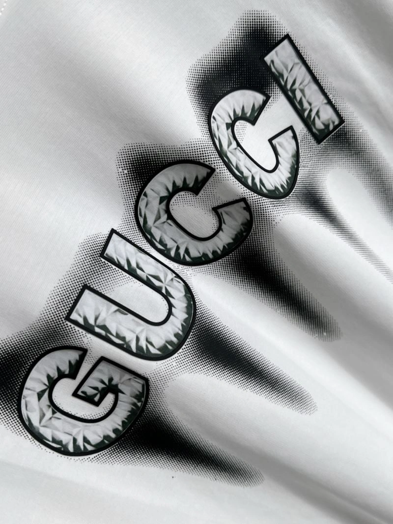 RelaxedFit Gucci T-Shirts 127010
