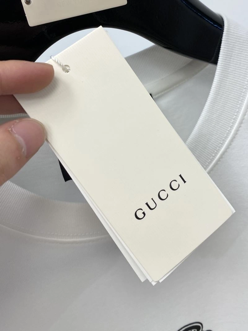 Breathable Gucci T-Shirts 126995