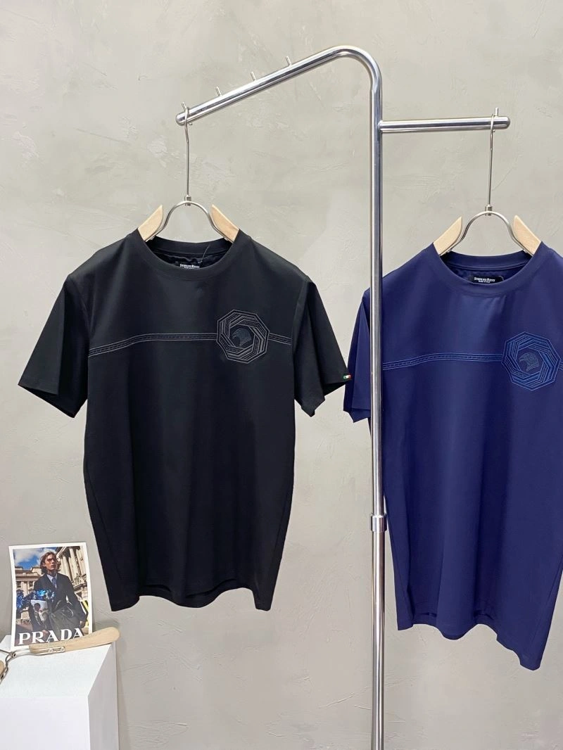 Gucci T-Shirts WellDesigned 126989