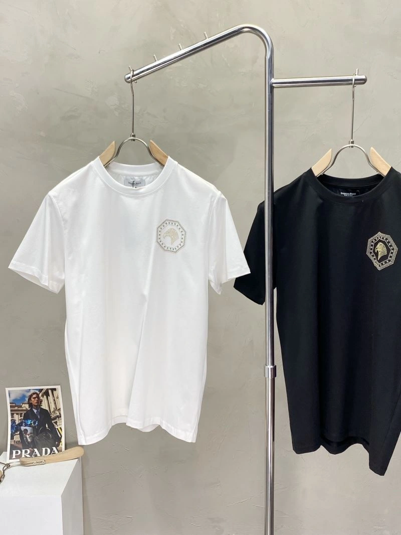 Refined Gucci T-Shirts 126986