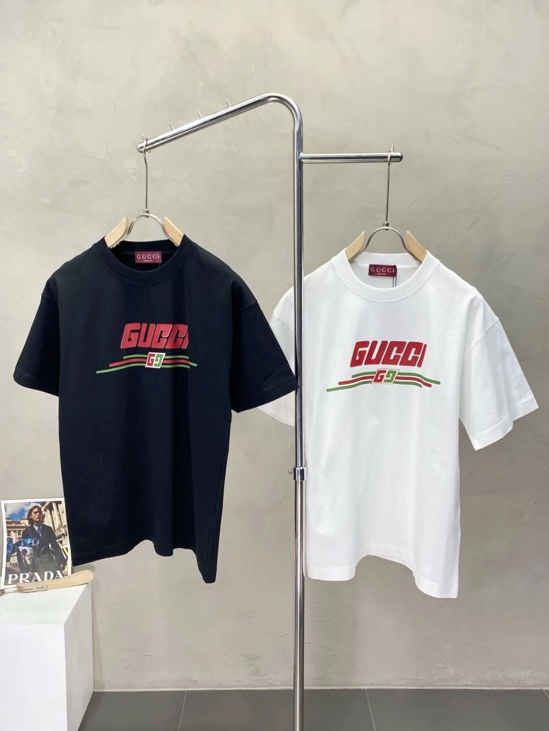 Breathable Gucci T-Shirts 126984