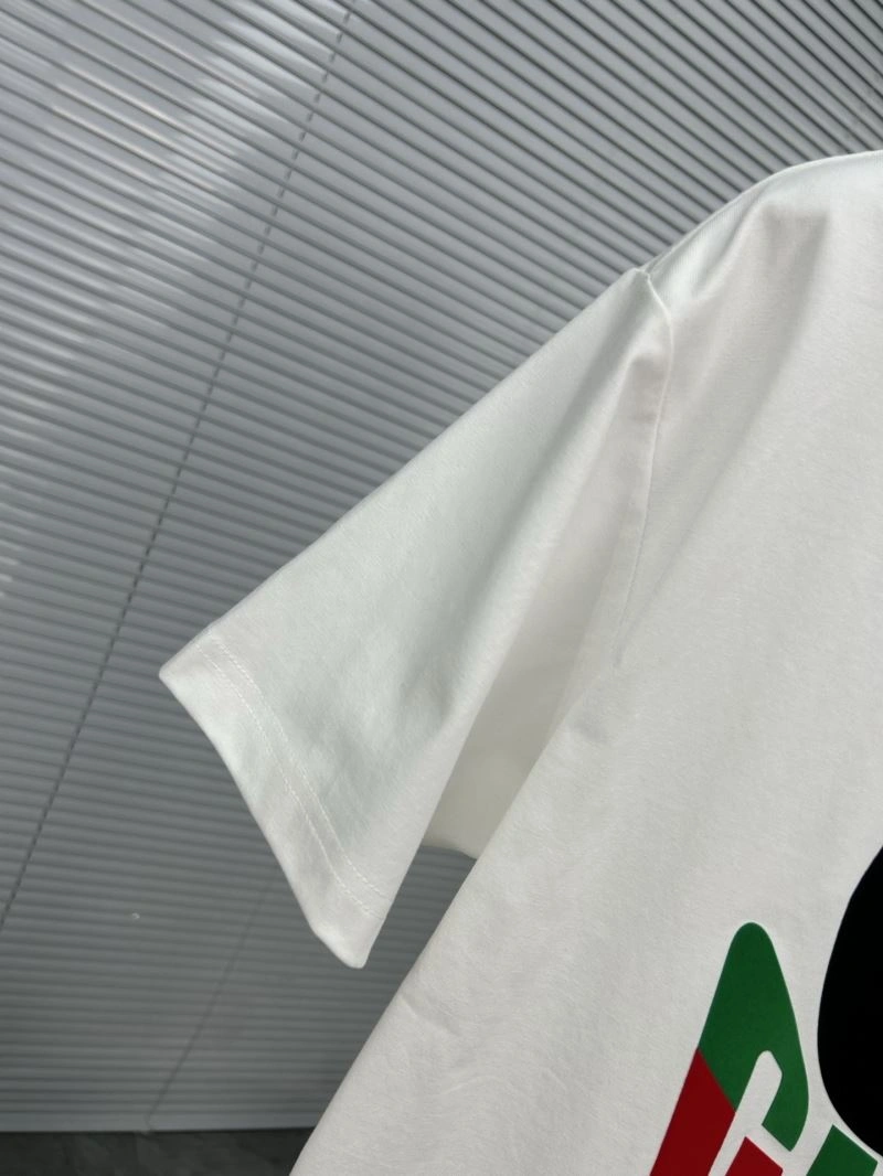 UrbanChic Gucci T-Shirts 126982