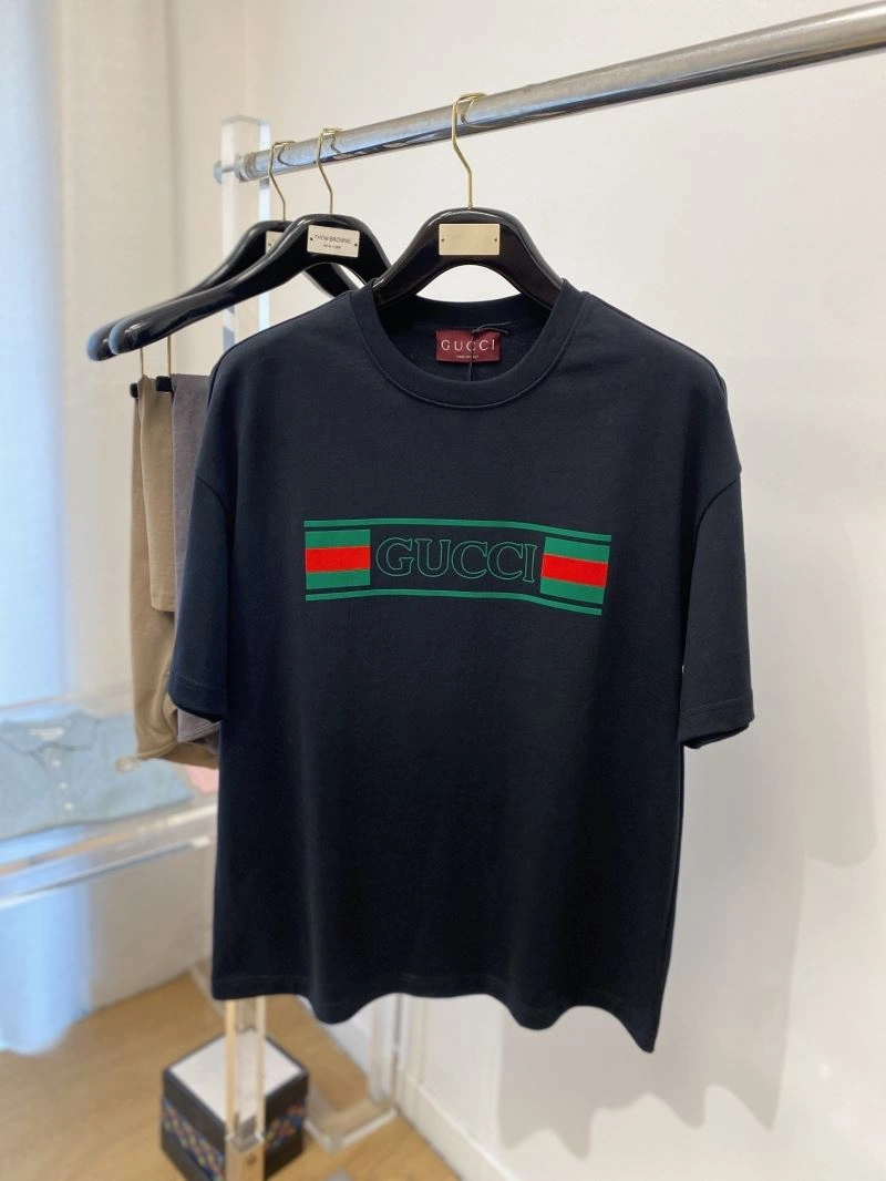 Modern Gucci T-Shirts 126980