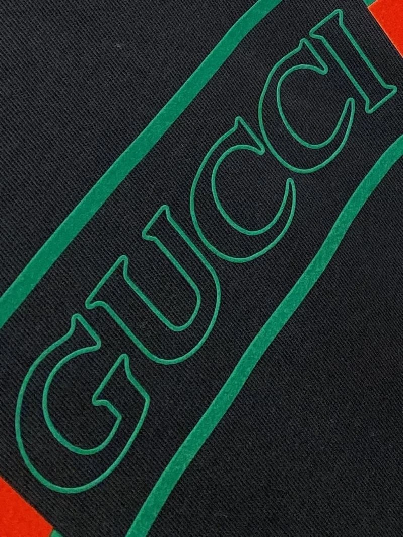 Modern Gucci T-Shirts 126980
