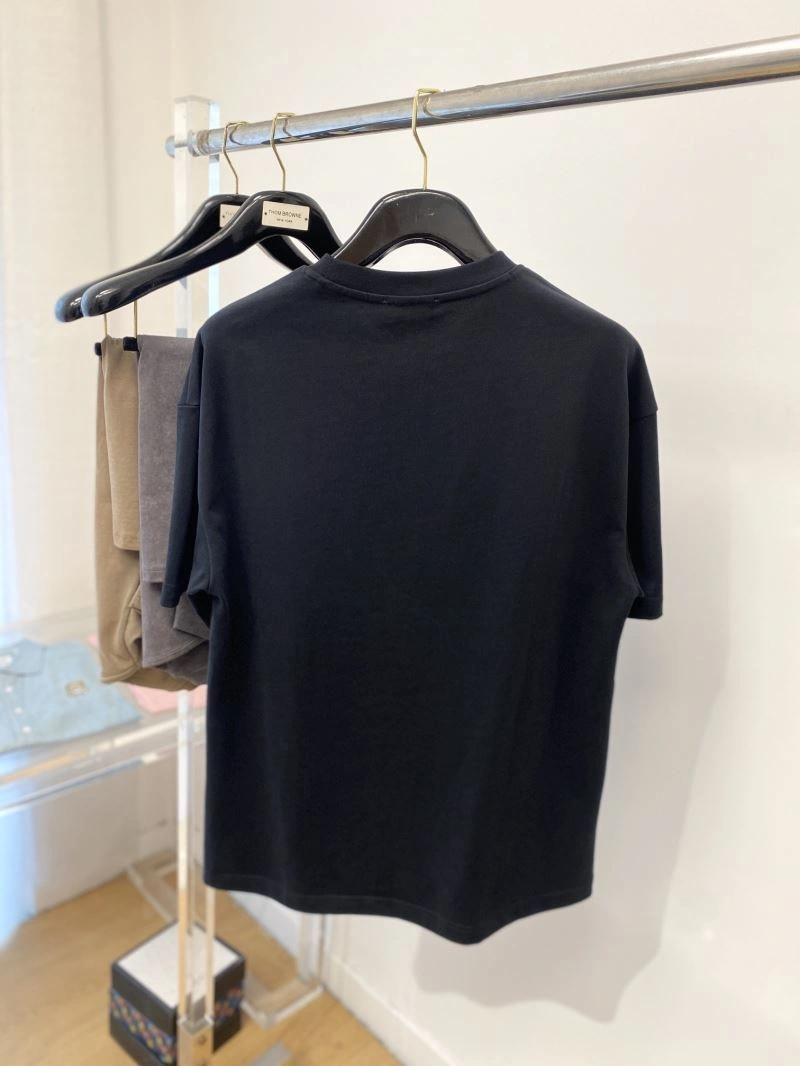 Modern Gucci T-Shirts 126980