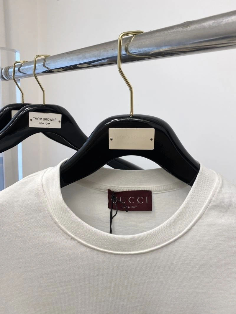 Gucci T-Shirts Durable 126958