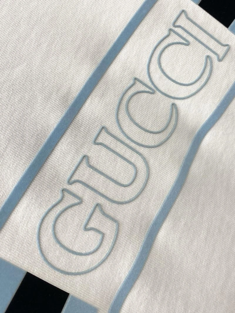 Gucci T-Shirts Durable 126958
