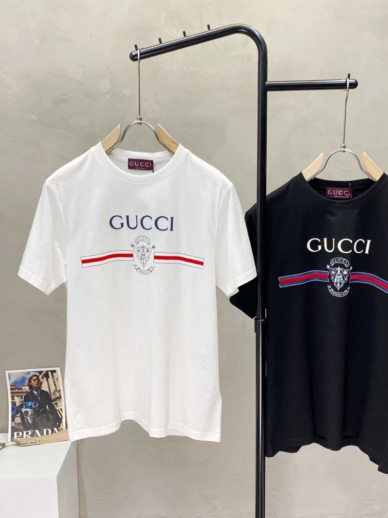 Gucci T-Shirts Youthful 126981