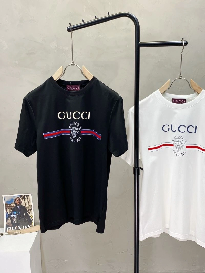 Gucci T-Shirts Youthful 126981
