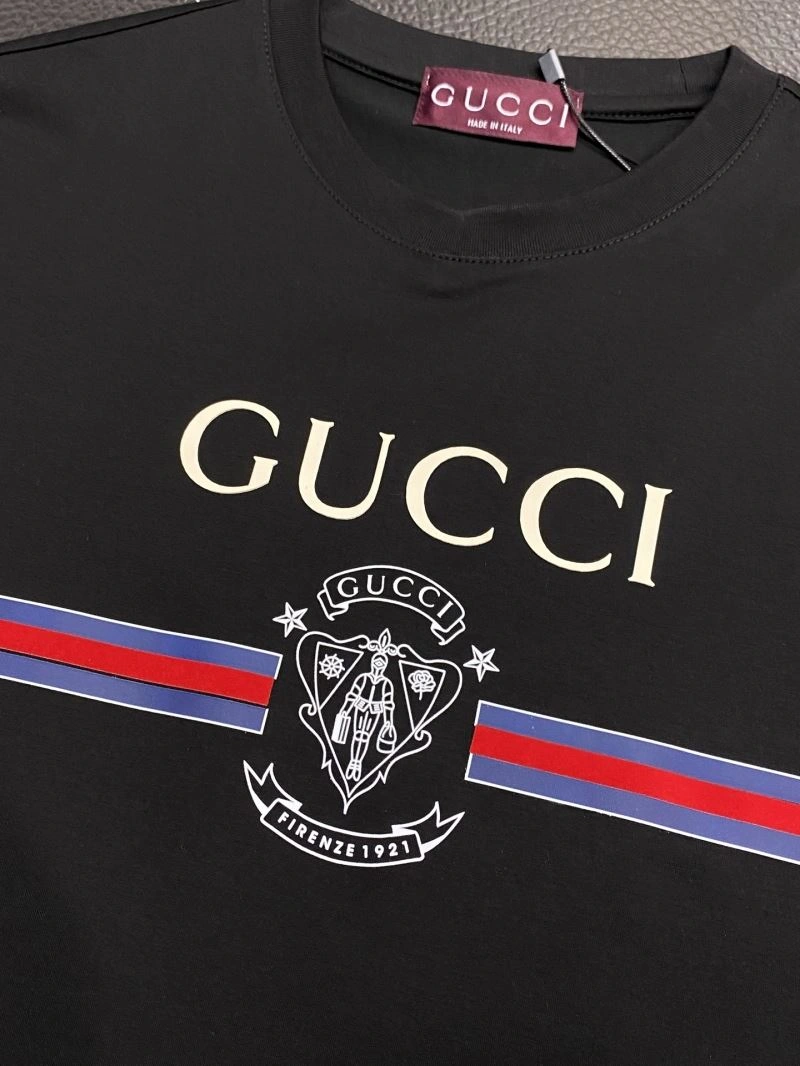 Gucci T-Shirts Youthful 126981