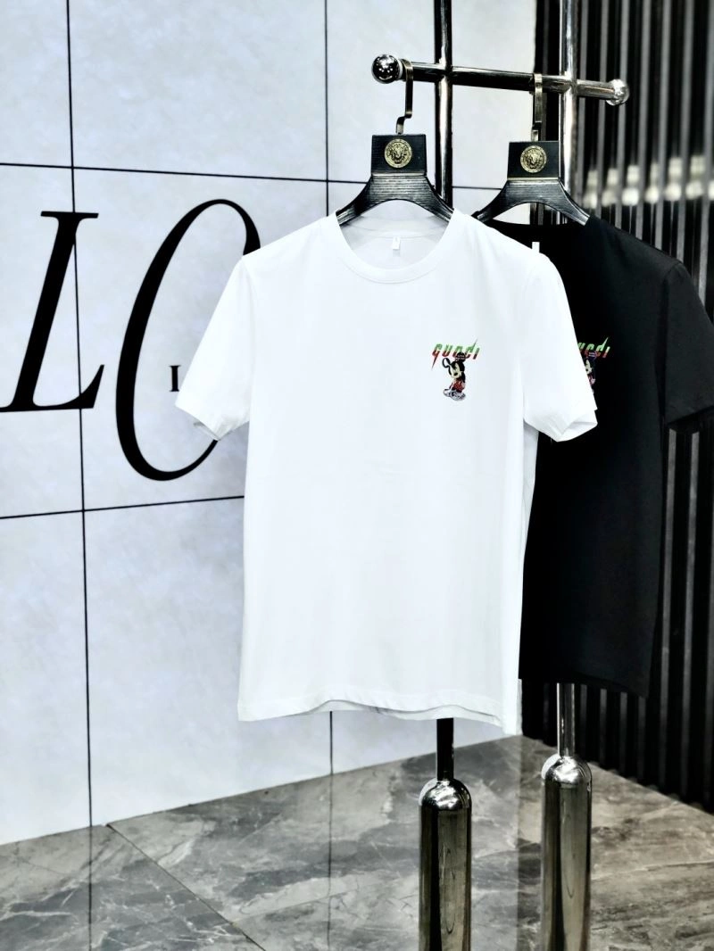 Gucci T-Shirts Youthful 126947