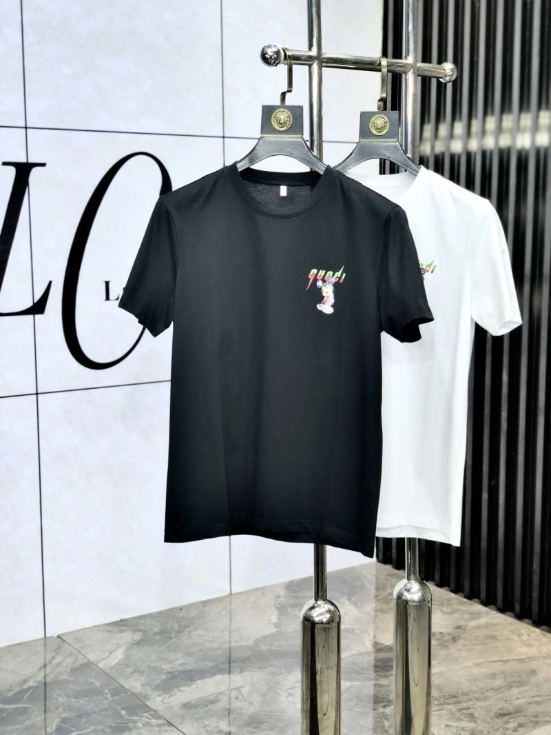 Gucci T-Shirts Youthful 126947