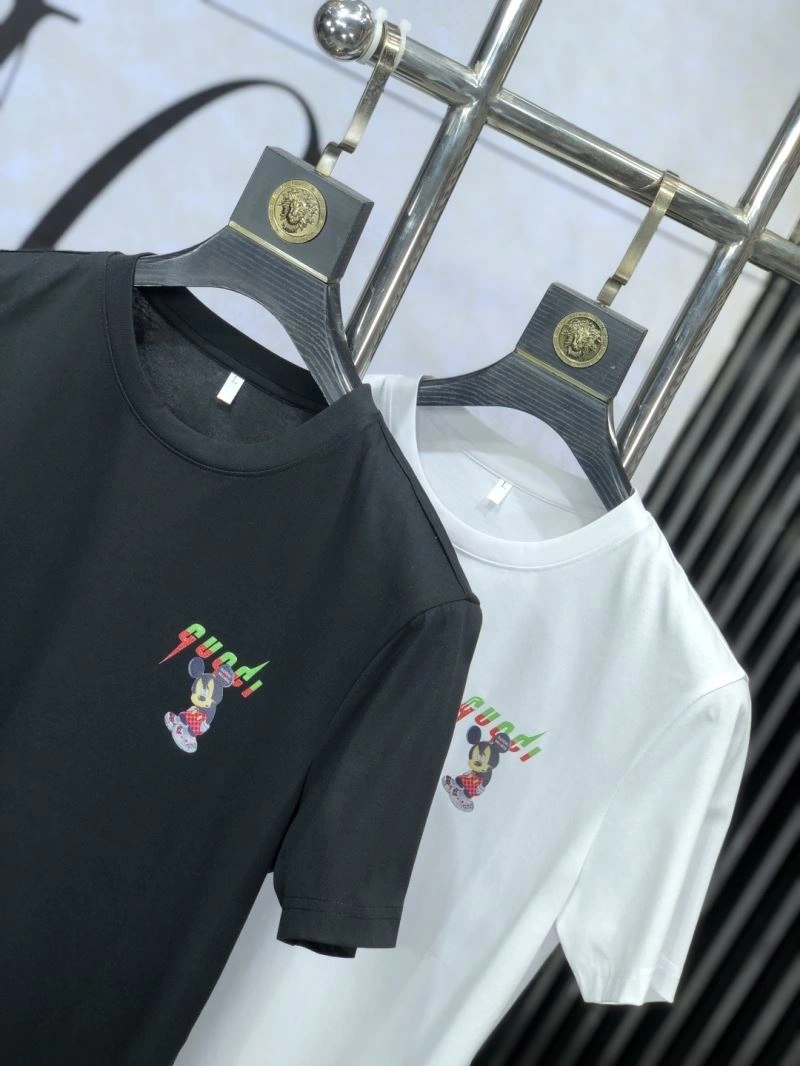 Gucci T-Shirts Youthful 126947