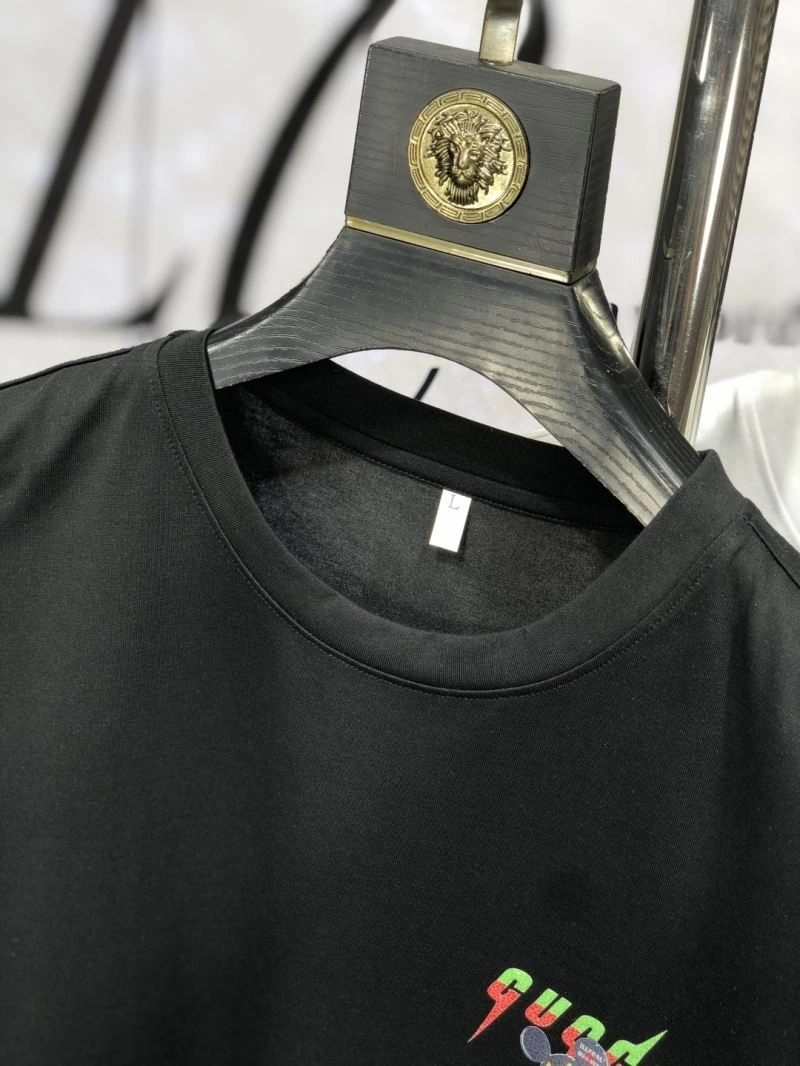 Gucci T-Shirts Youthful 126947