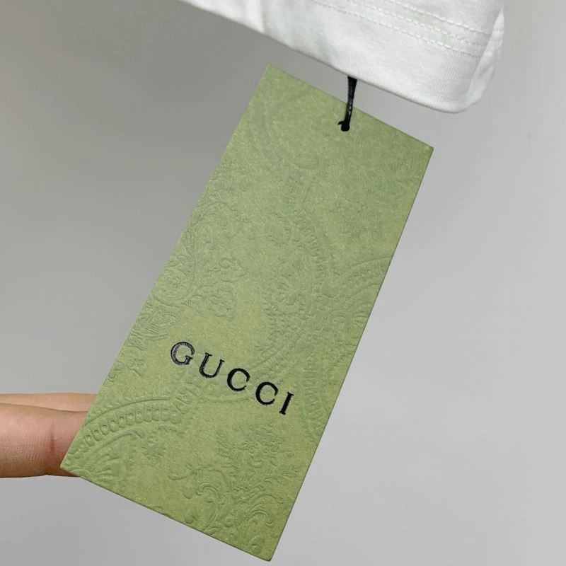 Lightweight Gucci T-Shirts 126916