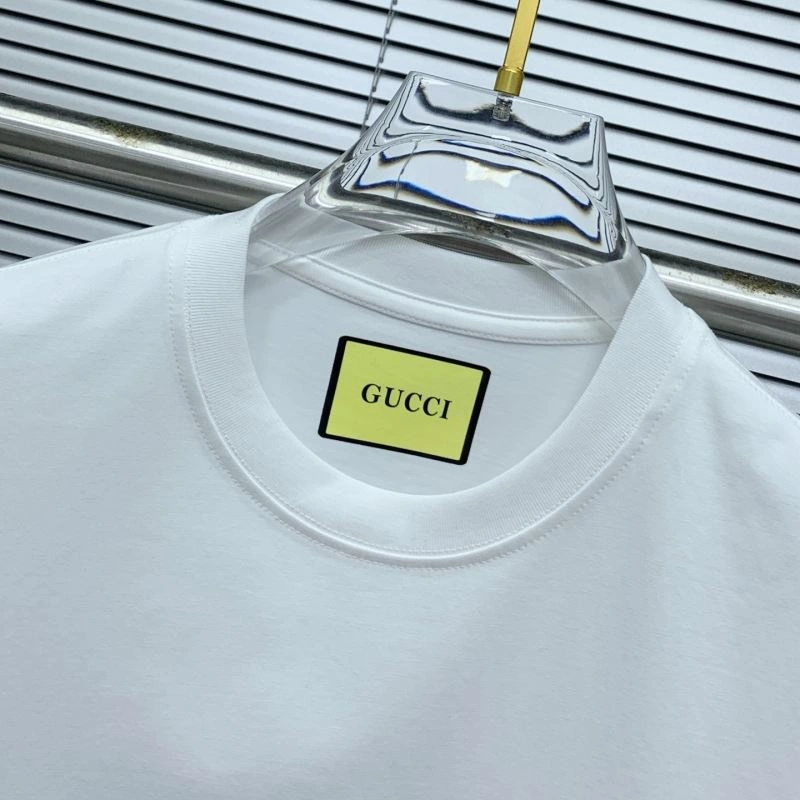 Lightweight Gucci T-Shirts 126916