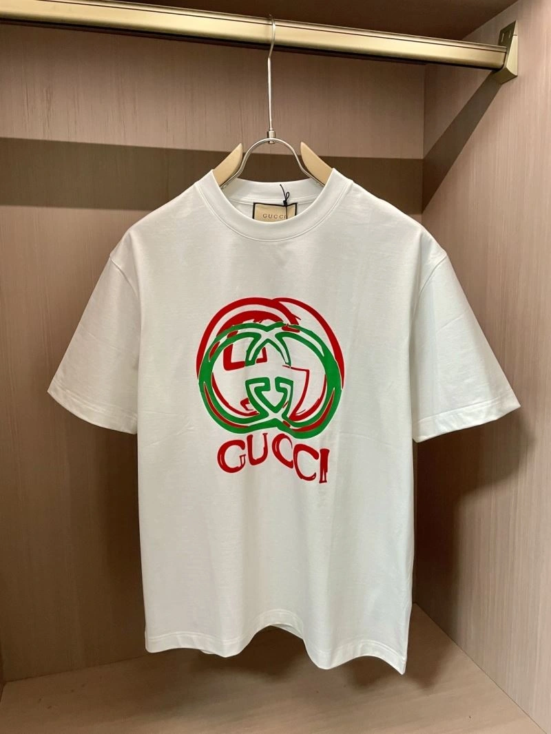 Gucci T-Shirts Youthful 126931