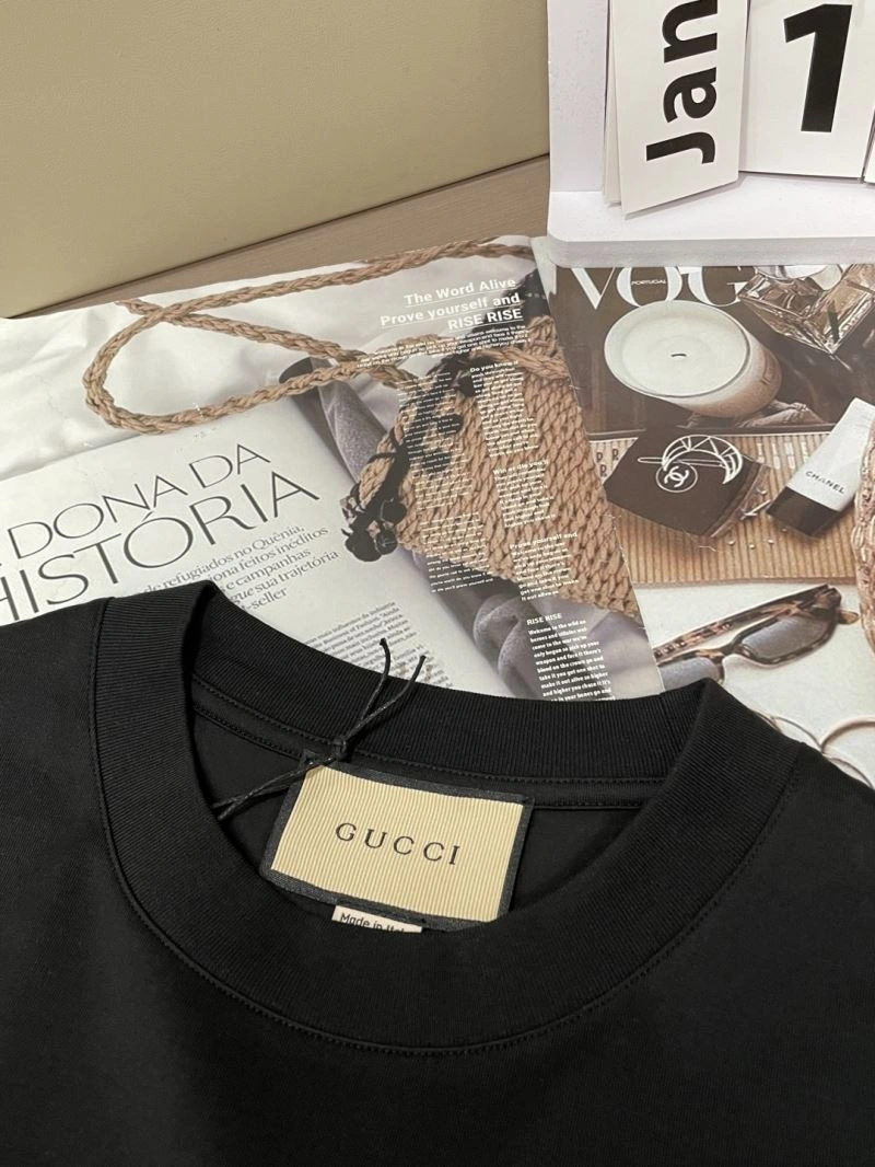 Gucci T-Shirts Youthful 126931