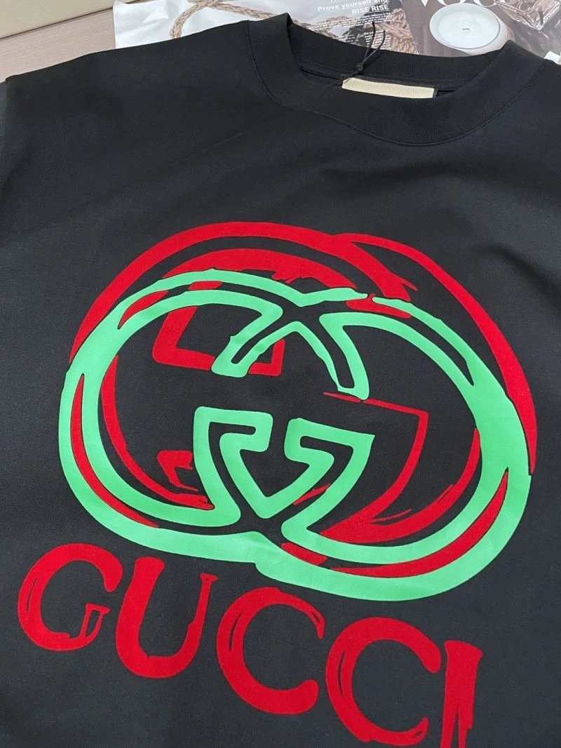 Gucci T-Shirts Youthful 126931