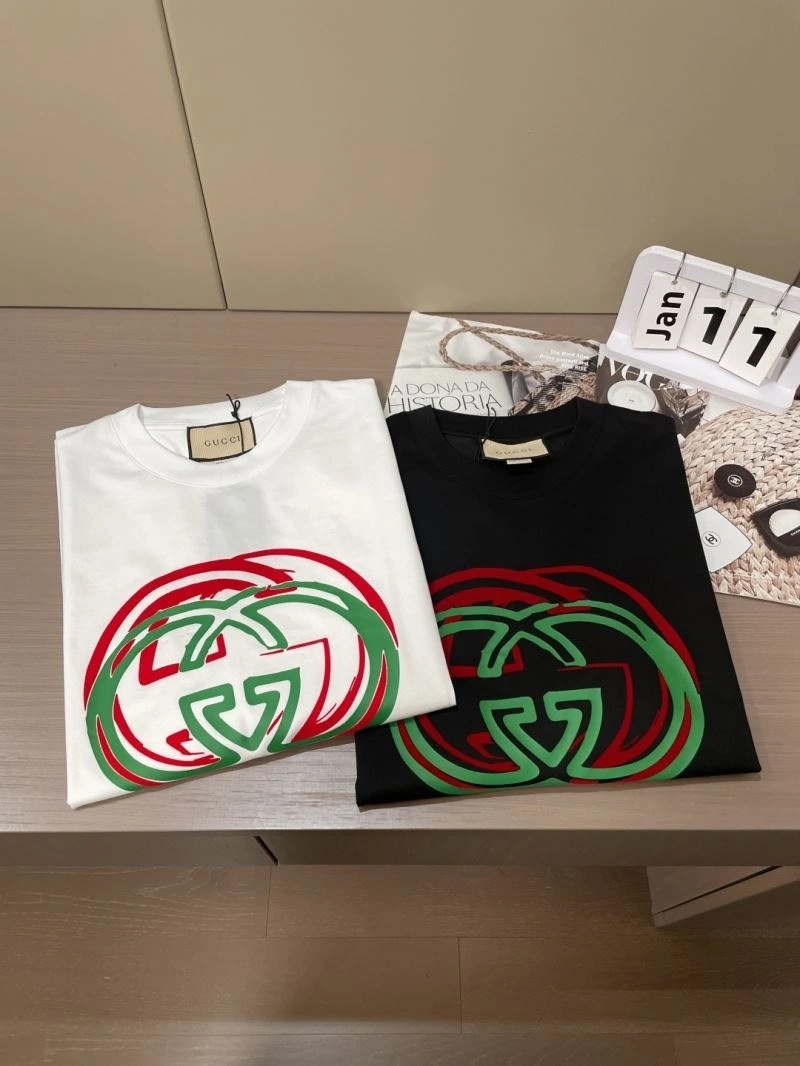 Gucci T-Shirts Youthful 126931