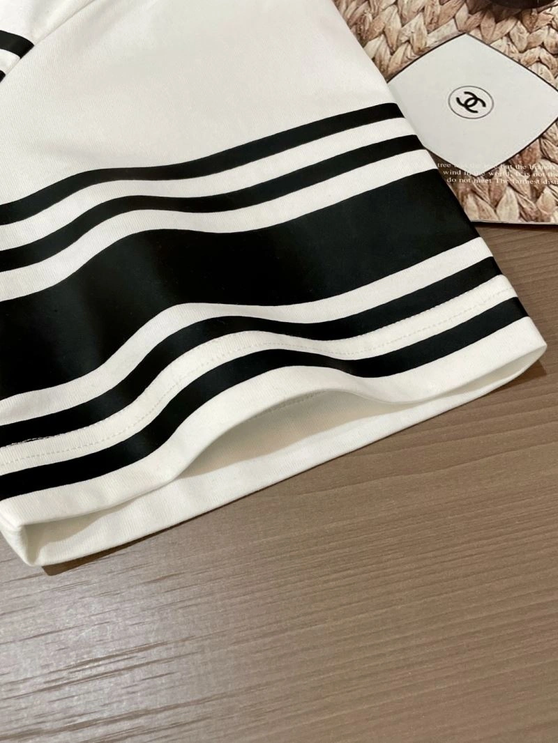 EyeCatching Gucci T-Shirts 126932