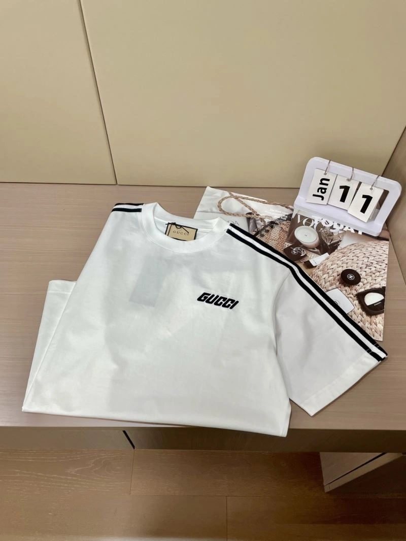 Gucci T-Shirts Sporty 126939