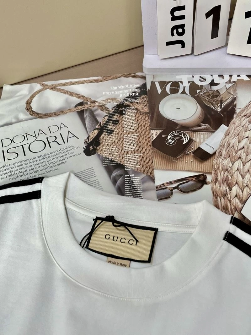 Gucci T-Shirts Sporty 126939